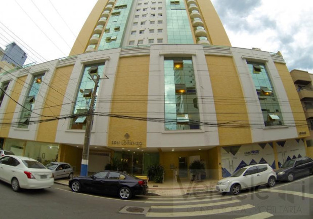 Apartamento com 3 Quartos à Venda, 250 m² em Centro - Balneário Camboriú