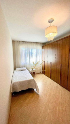 Imagem Sobrado com 3 Quartos à Venda, 220 m² em Tingui - Curitiba