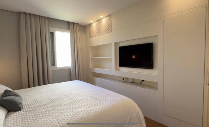 Imagem Casa com 2 Quartos à Venda, 100 m² em Tamboré - Santana De Parnaíba Imagem Casa com 2 Quartos à Venda, 100 m² em Tamboré - Santana De Parnaíba