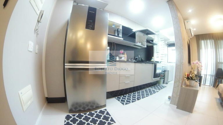 Imagem Imóvel com 3 Quartos à Venda, 77 m² em Jacarepaguá - Rio De Janeiro Imagem Imóvel com 3 Quartos à Venda, 77 m² em Jacarepaguá - Rio De Janeiro