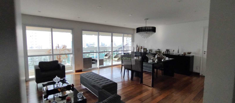 Apartamento com 4 Quartos à Venda, 234 m² em Brooklin - São Paulo