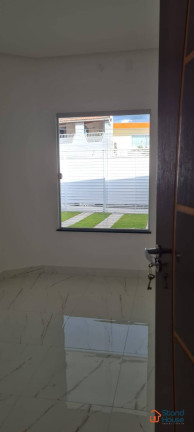 Imagem Casa com 2 Quartos à Venda, 160 m² em Conceição - Feira De Santana Imagem Casa com 2 Quartos à Venda, 160 m² em Conceição - Feira De Santana