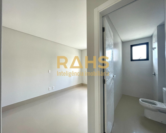 Imagem Apartamento com 3 Quartos à Venda, 121 m² em Centro - Joinville Imagem Apartamento com 3 Quartos à Venda, 121 m² em Centro - Joinville