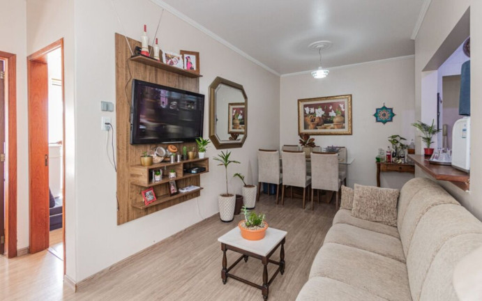Imagem Imóvel com 2 Quartos à Venda, 57 m² em Menino Deus - Porto Alegre Imagem Imóvel com 2 Quartos à Venda, 57 m² em Menino Deus - Porto Alegre