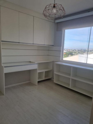 Imagem Sobrado com 3 Quartos para Alugar,  em Bairro Alto - Curitiba