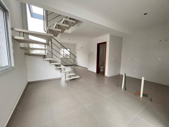Casa com 3 Quartos à Venda,  em Campeche - Florianópolis