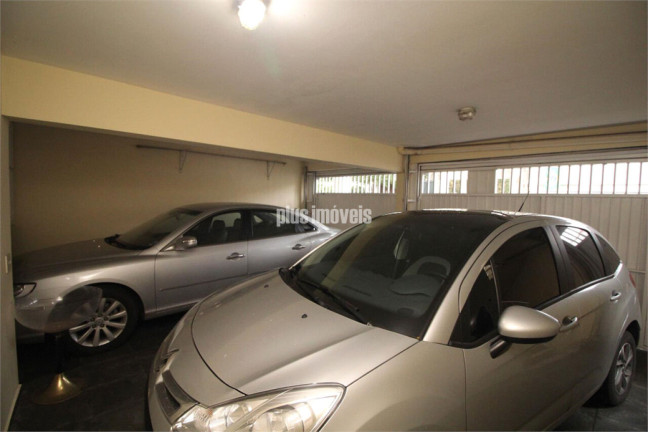 Imagem Casa com 3 Quartos à Venda, 255 m² em Jardim América - São Paulo