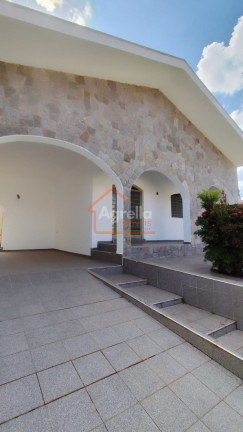 Imagem Casa com 3 Quartos à Venda, 300 m² em Jardim Longatto - Mogi Mirim Imagem Casa com 3 Quartos à Venda, 300 m² em Jardim Longatto - Mogi Mirim