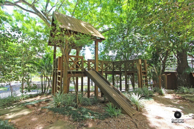 Imagem Imóvel com 3 Quartos à Venda, em Boa Vista - Porto Alegre Imagem Imóvel com 3 Quartos à Venda, em Boa Vista - Porto Alegre
