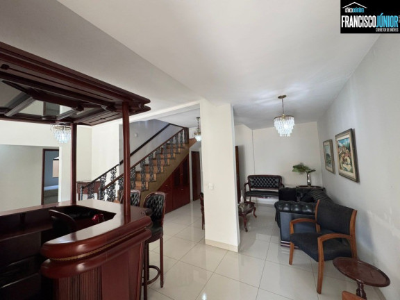 Imagem Casa com 4 Quartos à Venda, 390 m² em Setor Coimbra - Goiânia