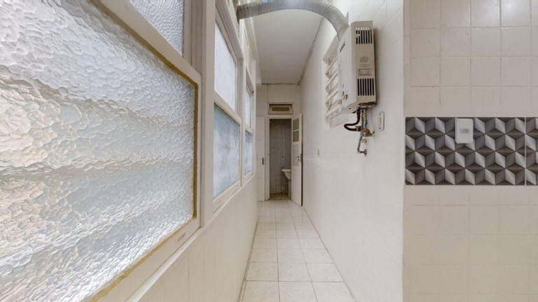 Imagem Imóvel com 2 Quartos à Venda, 139 m² em Copacabana - Rio De Janeiro Imagem Imóvel com 2 Quartos à Venda, 139 m² em Copacabana - Rio De Janeiro