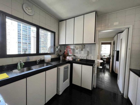 Imagem Apartamento com 3 Quartos à Venda, 220 m² em Itaim Bibi - São Paulo