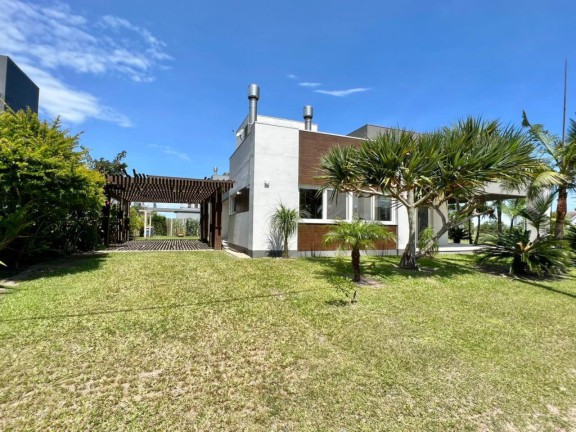 Imagem Casa com 3 Quartos à Venda, 219 m² em Atlantida Sul - Osorio