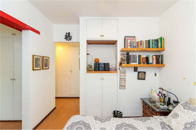 Imagem Imóvel com 3 Quartos à Venda,  em Vila Nova Conceição - São Paulo