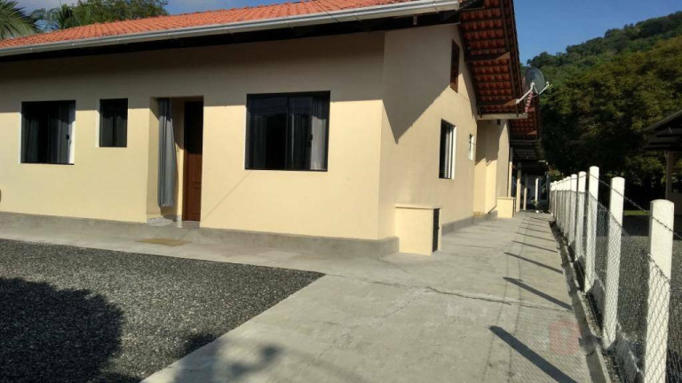 Imagem Casa com 3 Quartos para Alugar, 150 m² em Itoupava Central - Blumenau Imagem Casa com 3 Quartos para Alugar, 150 m² em Itoupava Central - Blumenau