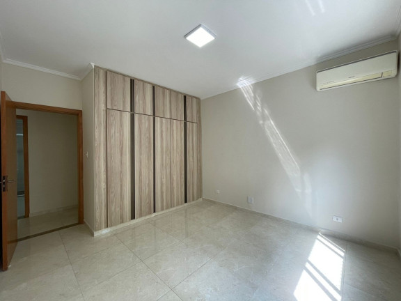 Imagem Apartamento com 4 Quartos para Alugar, 300 m² em Boqueirão - Santos