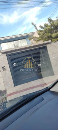 Sobrado com 3 Quartos à Venda, 10 m² em Santa Regina - Camboriú
