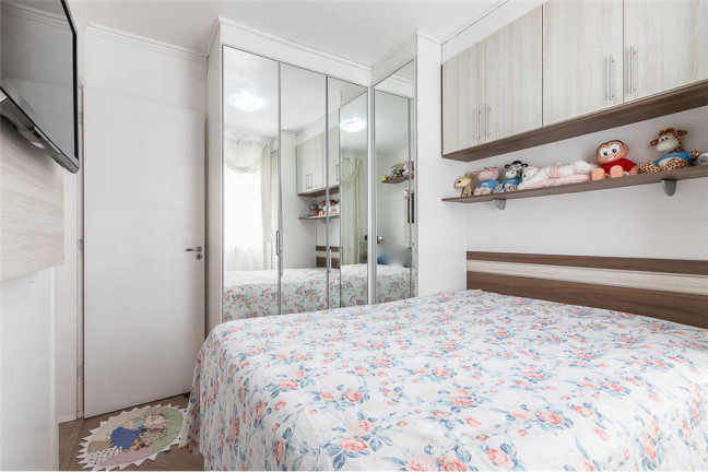 Imagem Imóvel com 2 Quartos à Venda, em Vila Curuçá - São Paulo Imagem Imóvel com 2 Quartos à Venda, em Vila Curuçá - São Paulo