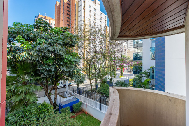 Imagem Apartamento com 4 Quartos à Venda, 200 m² em Moema - São Paulo Imagem Apartamento com 4 Quartos à Venda, 200 m² em Moema - São Paulo