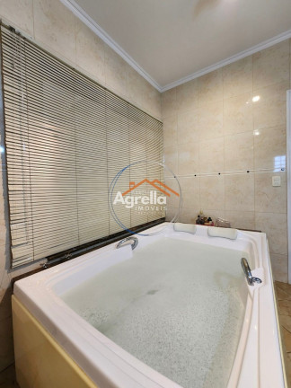 Imagem Casa com 3 Quartos à Venda, 242 m² em Jardim Patrícia - Mogi Mirim Imagem Casa com 3 Quartos à Venda, 242 m² em Jardim Patrícia - Mogi Mirim