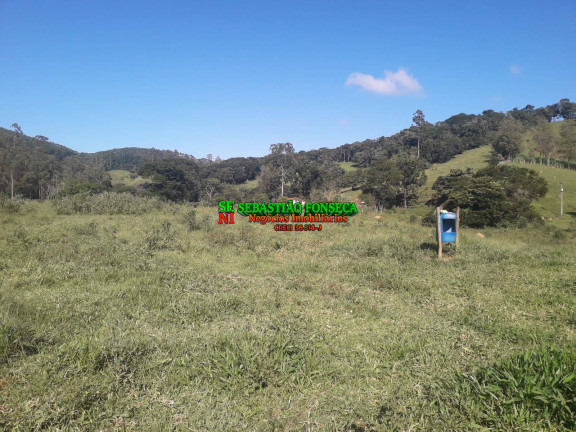Chácara à Venda, 1 m² em Centro - Jambeiro