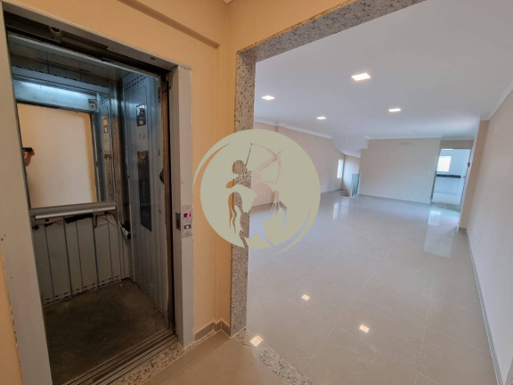 Casa com 4 Quartos à Venda, 330 m² em Pompeia - Santos