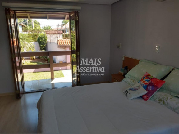 Imagem Casa com 3 Quartos à Venda, 990 m² em Rondônia - Novo Hamburgo Imagem Casa com 3 Quartos à Venda, 990 m² em Rondônia - Novo Hamburgo