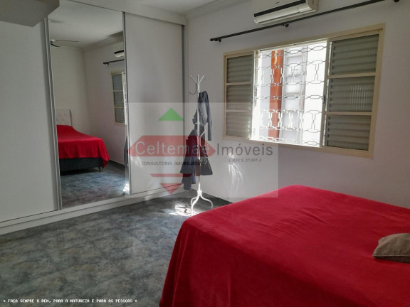 Imagem Casa com 3 Quartos à Venda, 200 m² em Vila Aparecida - Taubaté