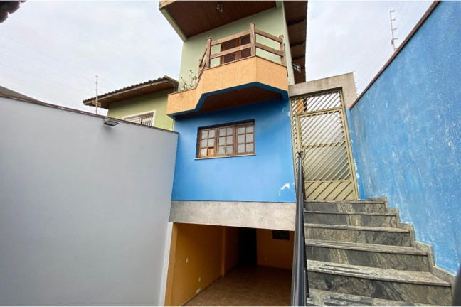 Imagem Casa com 3 Quartos à Venda, 125 m² em Vila Erna - São Paulo