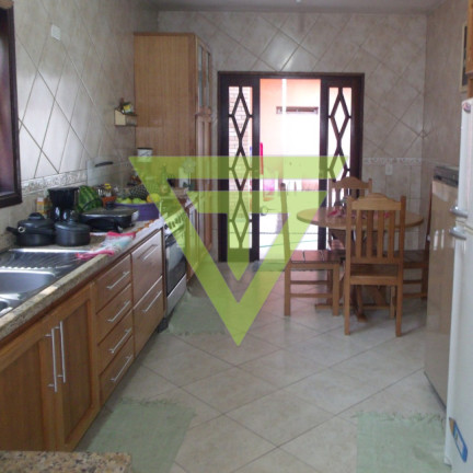 Imagem Casa com 4 Quartos à Venda, 452 m² em Parque Nova Jandira - Jandira
