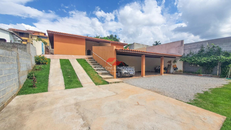 Imagem Chácara com 2 Quartos à Venda, 600 m² em Centro - Piracaia Imagem Chácara com 2 Quartos à Venda, 600 m² em Centro - Piracaia