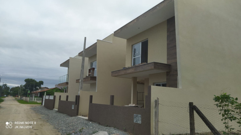 Imagem Sobrado com 3 Quartos à Venda, 98 m² em Balneário Cambiju - Itapoá