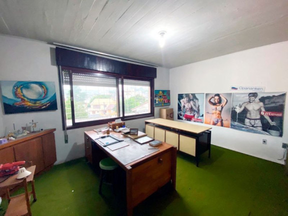 Imagem Casa com 3 Quartos à Venda, 340 m² em Três Figueiras - Porto Alegre