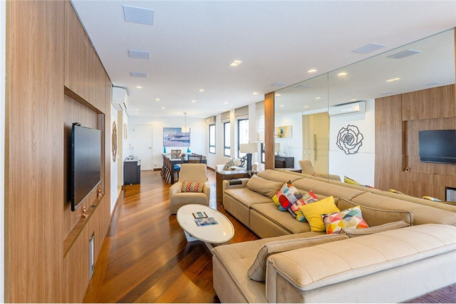 Imagem Apartamento com 3 Quartos à Venda, 201 m² em Moema - São Paulo Imagem Apartamento com 3 Quartos à Venda, 201 m² em Moema - São Paulo