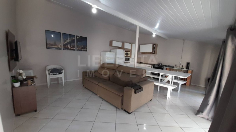 Imagem Casa com 3 Quartos à Venda, 143 m² em Meia Praia - Navegantes Imagem Casa com 3 Quartos à Venda, 143 m² em Meia Praia - Navegantes