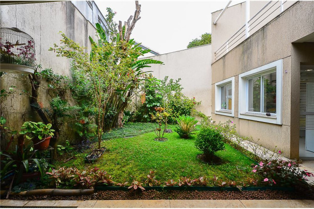 Imagem Casa com 3 Quartos à Venda, em Vila Mascote - São Paulo Imagem Casa com 3 Quartos à Venda, em Vila Mascote - São Paulo