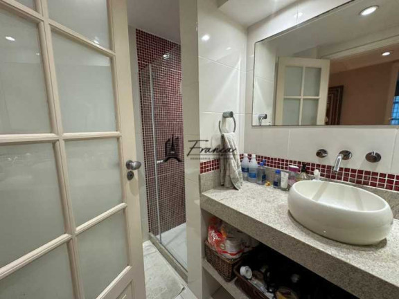 Imagem Cobertura com 3 Quartos à Venda, 216 m² em Ingá - Niterói Imagem Cobertura com 3 Quartos à Venda, 216 m² em Ingá - Niterói
