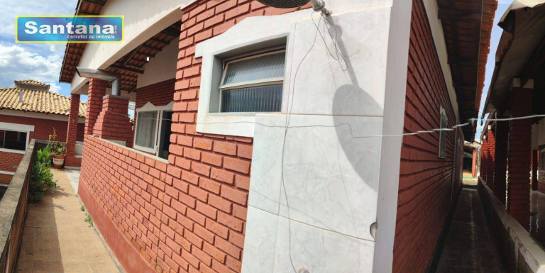 Imagem Casa com 3 Quartos à Venda, 140 m² em Mansões Das águas Quentes - Caldas Novas
