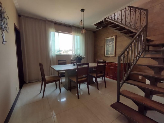 Imagem Casa com 5 Quartos à Venda, 220 m² em álvaro Camargos - Belo Horizonte