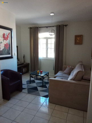 Imagem Casa com 4 Quartos à Venda, 240 m² em Capoeiras - Florianópolis