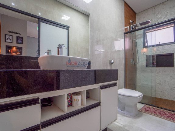 Imagem Casa com 3 Quartos à Venda, 291 m² em Itapetinga - Atibaia