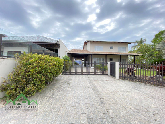 Imagem Sobrado com 4 Quartos à Venda, 342 m² em Costeira - Balneário Barra Do Sul Imagem Sobrado com 4 Quartos à Venda, 342 m² em Costeira - Balneário Barra Do Sul
