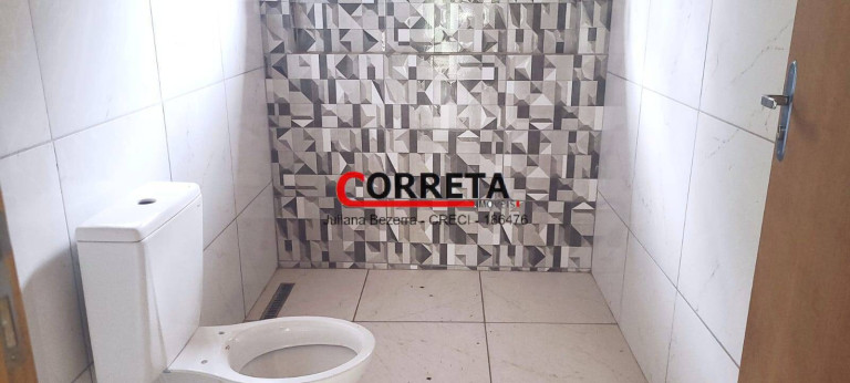 Imagem Casa com 2 Quartos à Venda, 117 m² em Ibiúna
