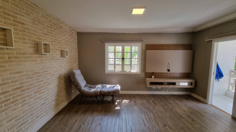 Imagem Casa com 4 Quartos para Alugar, 300 m² em Santana De Parnaíba - Santana De Parnaíba