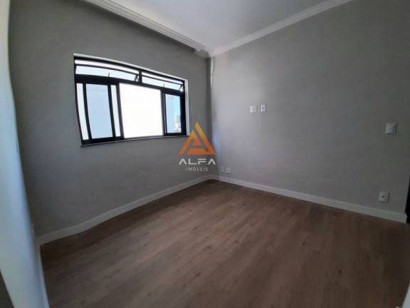 Imagem Apartamento com 3 Quartos à Venda, 98 m²