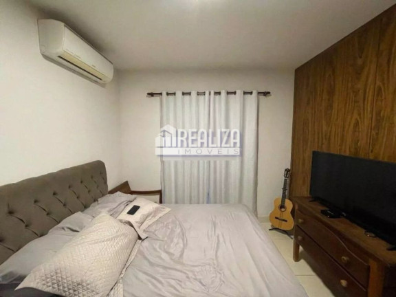 Imagem Casa de Condomínio com 3 Quartos à Venda, 220 m² em Beija-flor Ii - Uberaba Imagem Casa de Condomínio com 3 Quartos à Venda, 220 m² em Beija-flor Ii - Uberaba