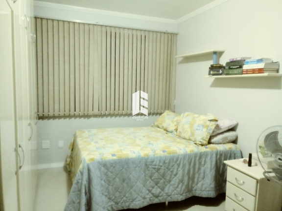 Imagem Casa com 3 Quartos à Venda, 200 m² em Camobi - Santa Maria