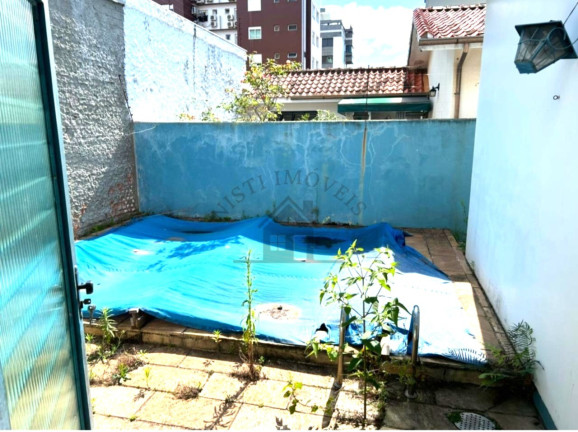 Imagem Casa com 3 Quartos à Venda, 224 m² em Jardim Lindóia - Porto Alegre Imagem Casa com 3 Quartos à Venda, 224 m² em Jardim Lindóia - Porto Alegre