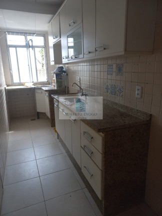 Imagem Imóvel com 2 Quartos à Venda, 52 m² em Camorim - Rio De Janeiro Imagem Imóvel com 2 Quartos à Venda, 52 m² em Camorim - Rio De Janeiro