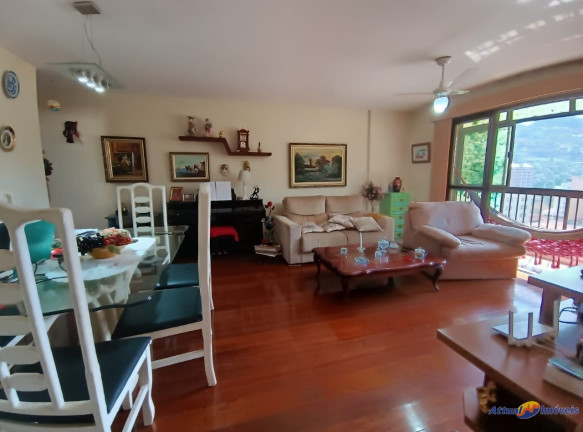 Imagem Imóvel com 2 Quartos à Venda, 100 m² em Várzea - Teresópolis Imagem Imóvel com 2 Quartos à Venda, 100 m² em Várzea - Teresópolis